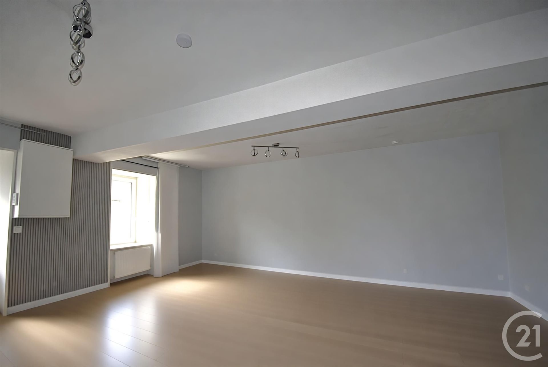 Maison à vendre, 92m², Laval