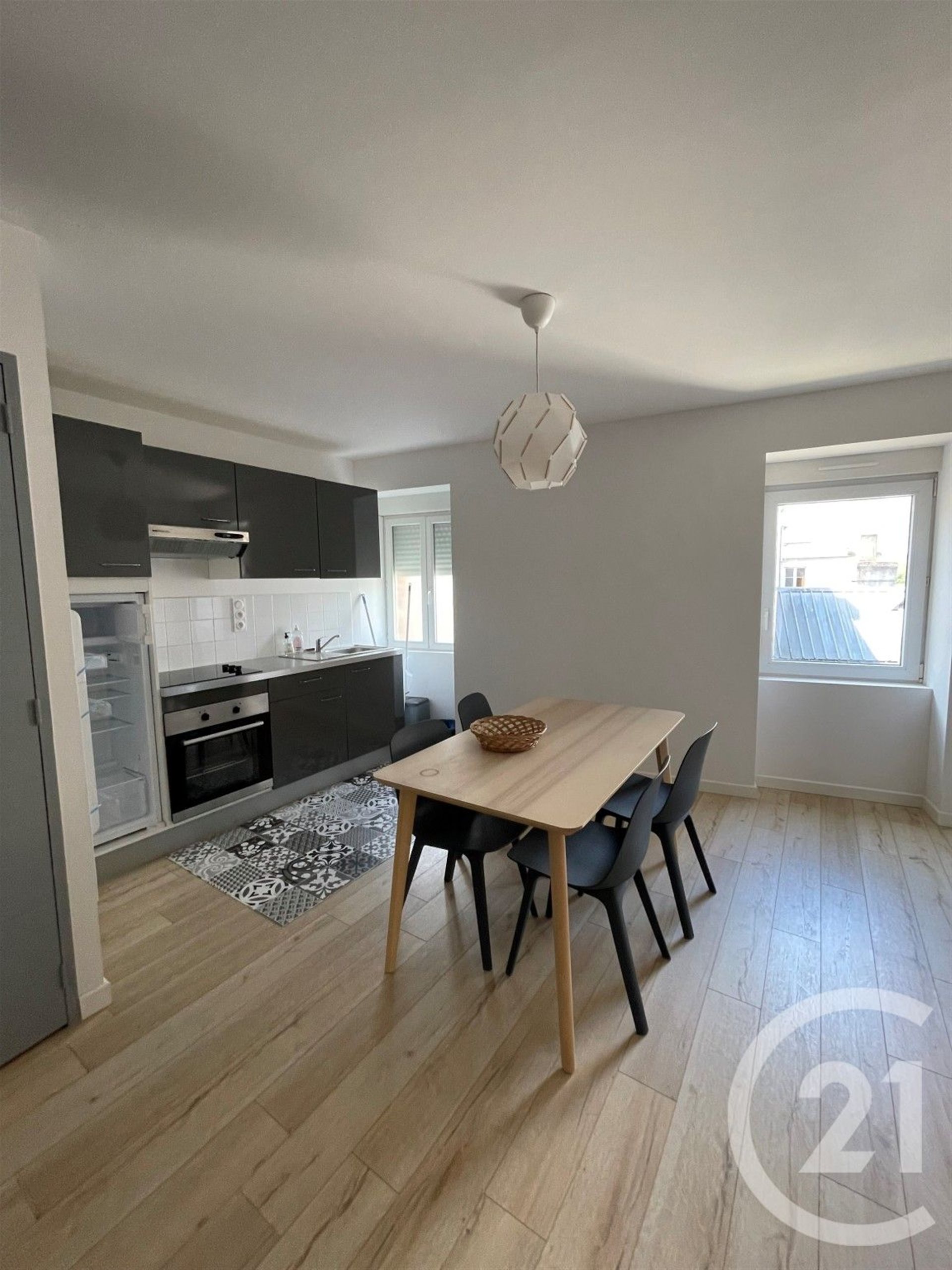 Appartement à louer, 48m², Saint-Berthevin