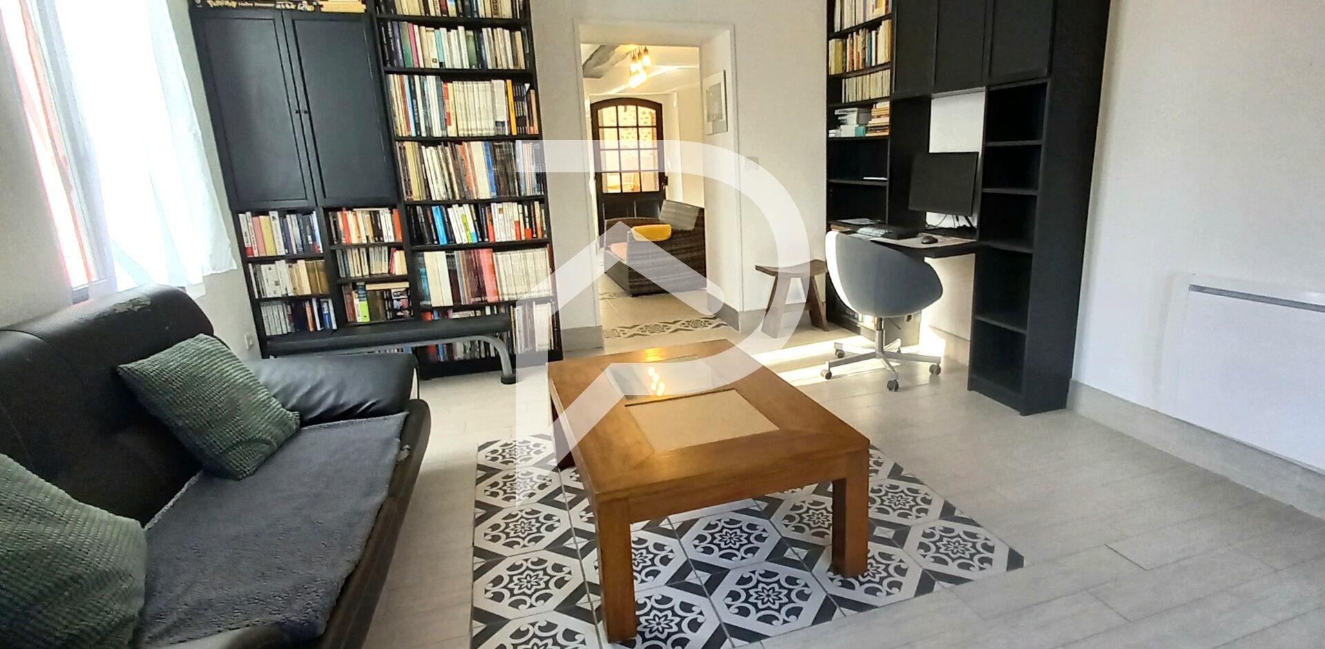 Compra: Vivenda (40300)
