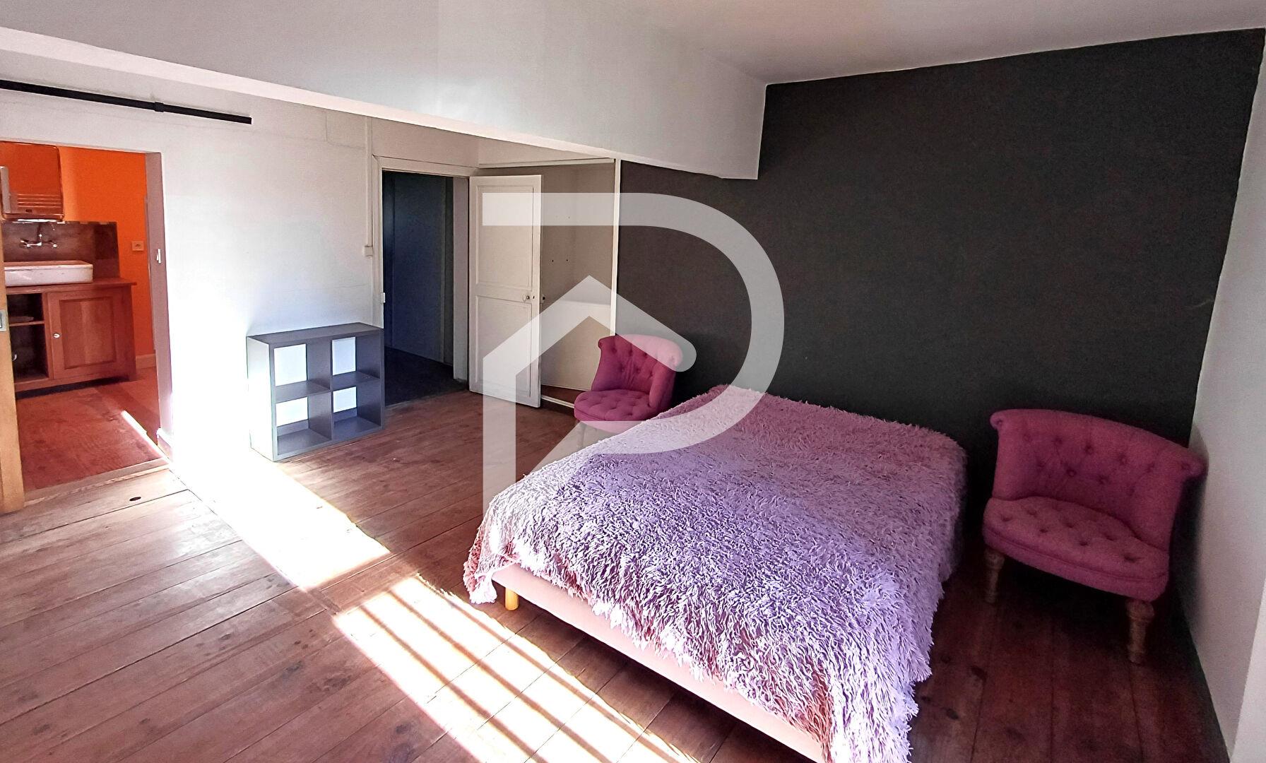 Compra: Vivenda (40300)