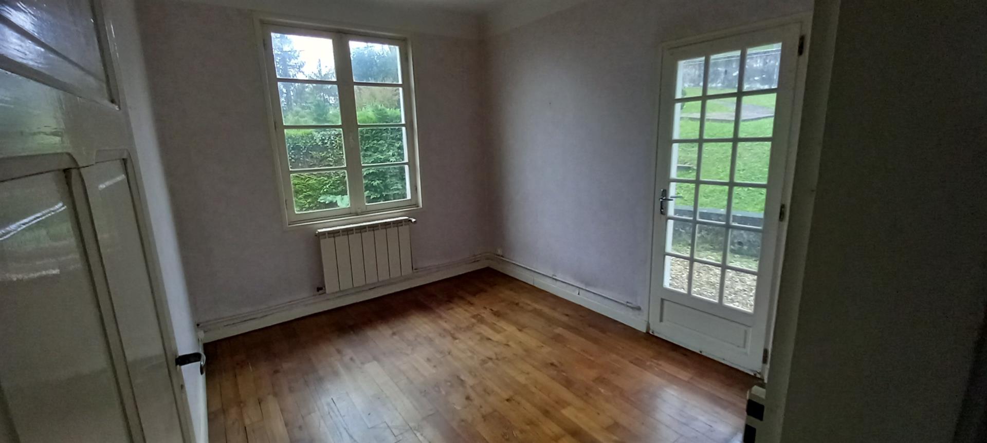Mouguerre 100m2T4 on m2 of land
