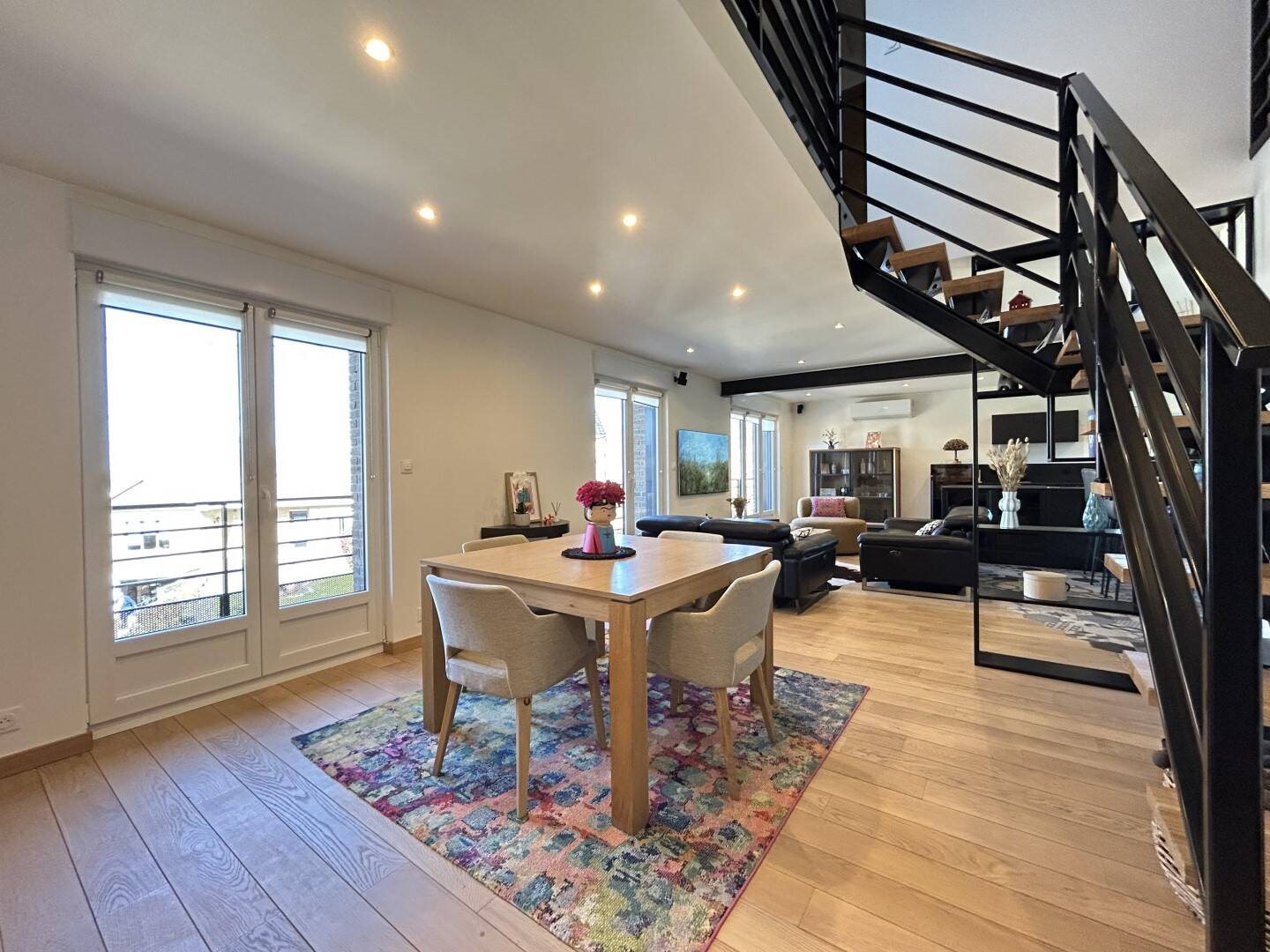 Appartement à louer, 183m², Saint-Saulve