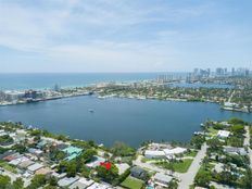 Luxury Villa for sale in Hollywood, Florida