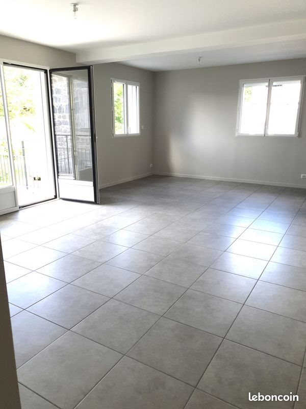 Appartement à louer, 122m², Soulages-Bonneval