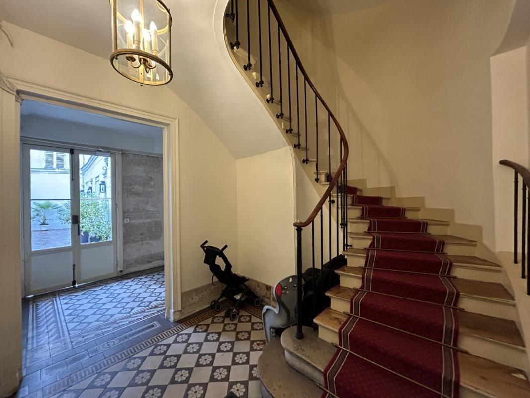 Appartement à louer, 98m², Paris 9ème