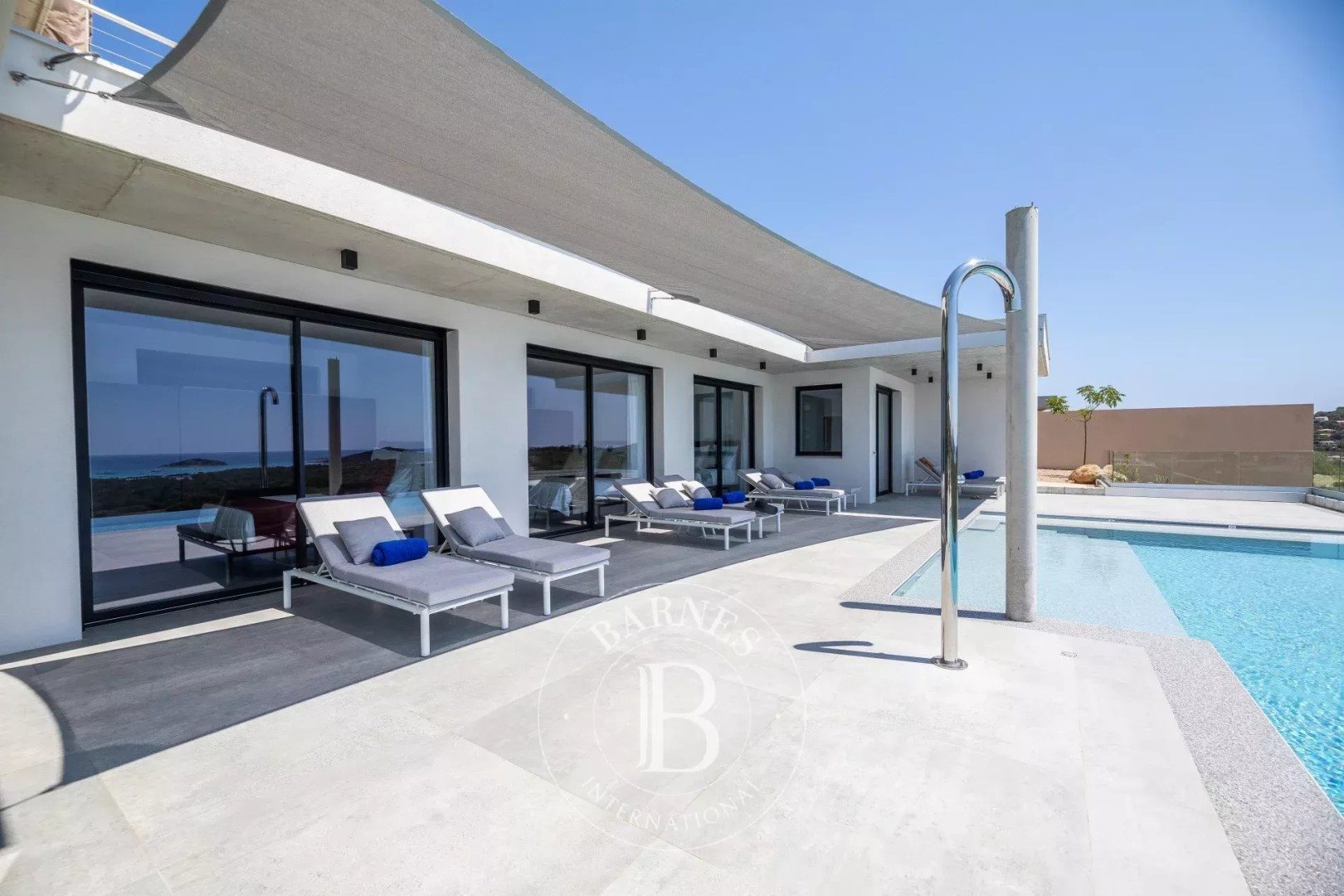 Maison à louer, 400m², Lecci