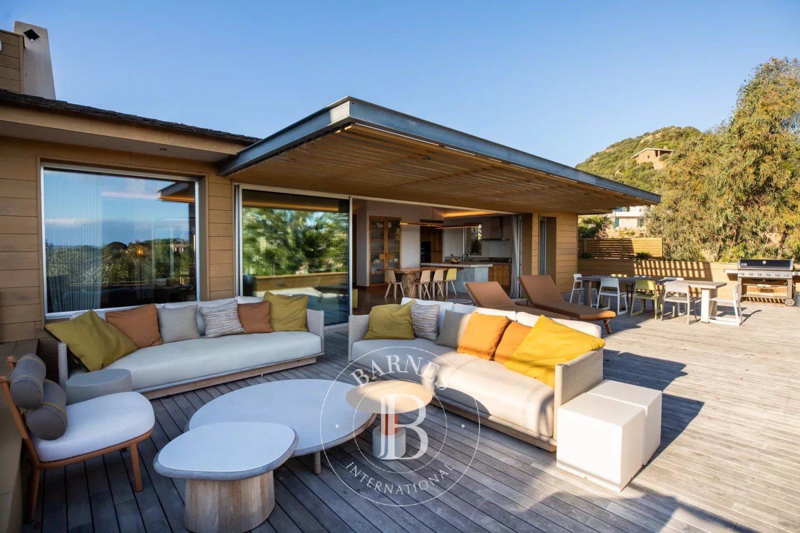 Maison à louer, 350m², Porto-Vecchio