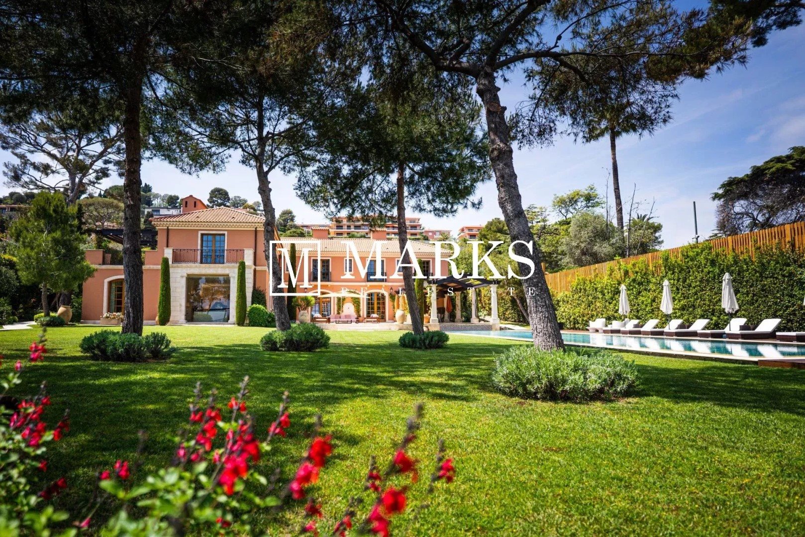 Maison à louer, 1137m², Saint-Jean-Cap-Ferrat