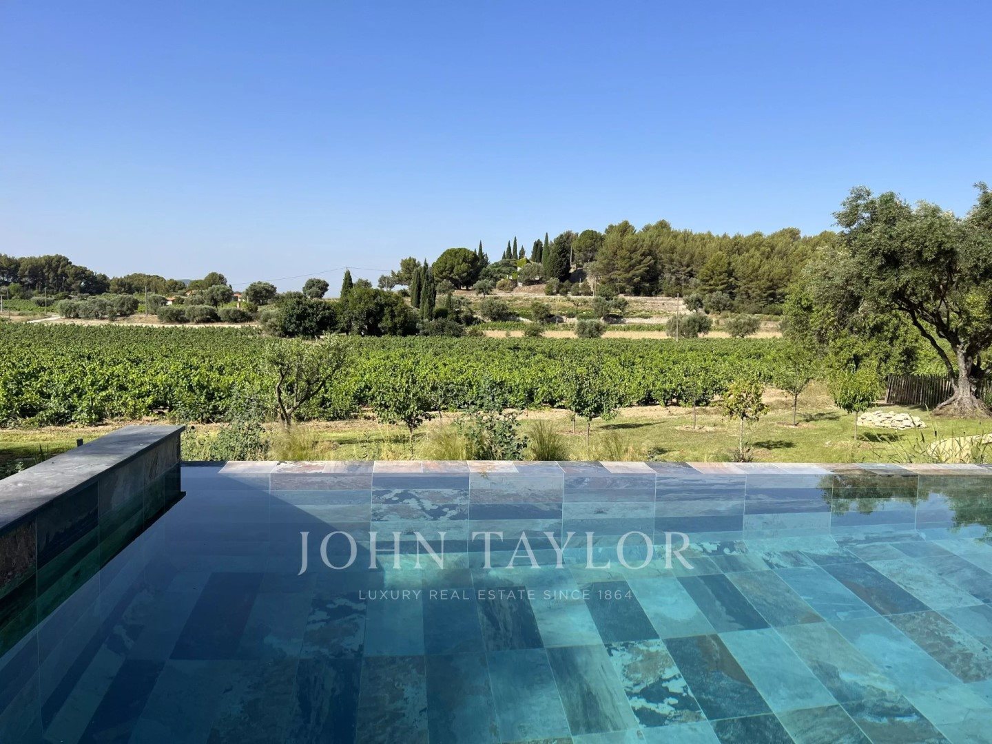 Maison à vendre, 165m², Castellet