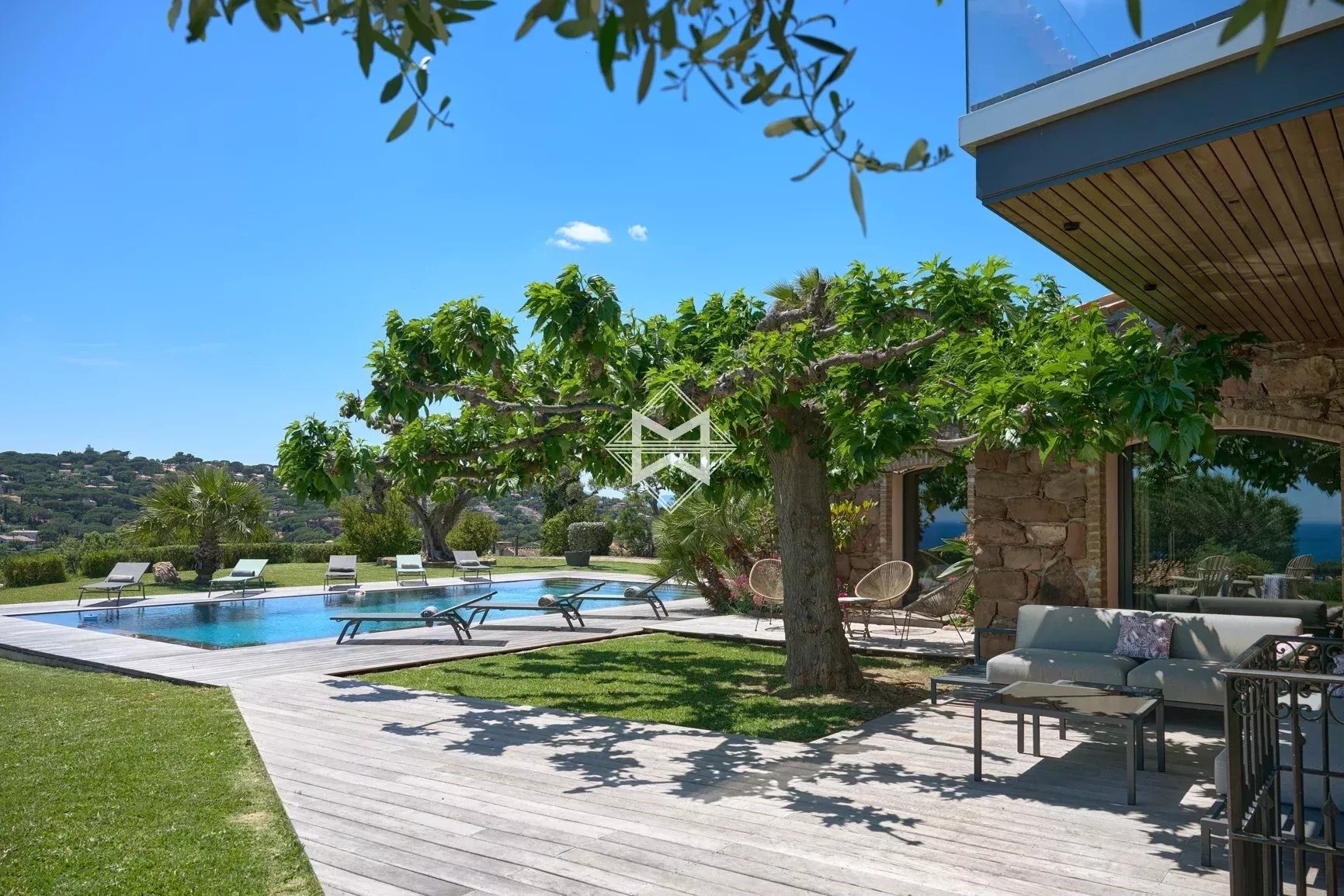 Maison à louer, 320m², Sainte-Maxime