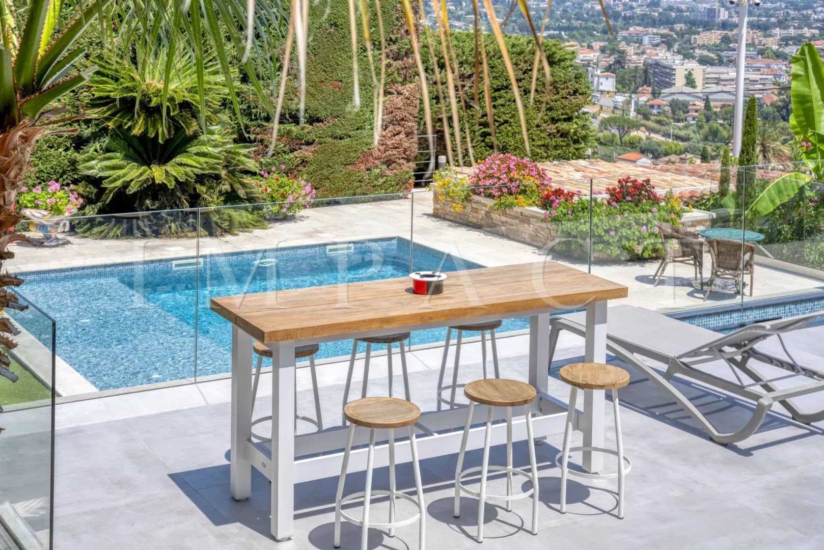 Maison à louer, 600m², Vallauris