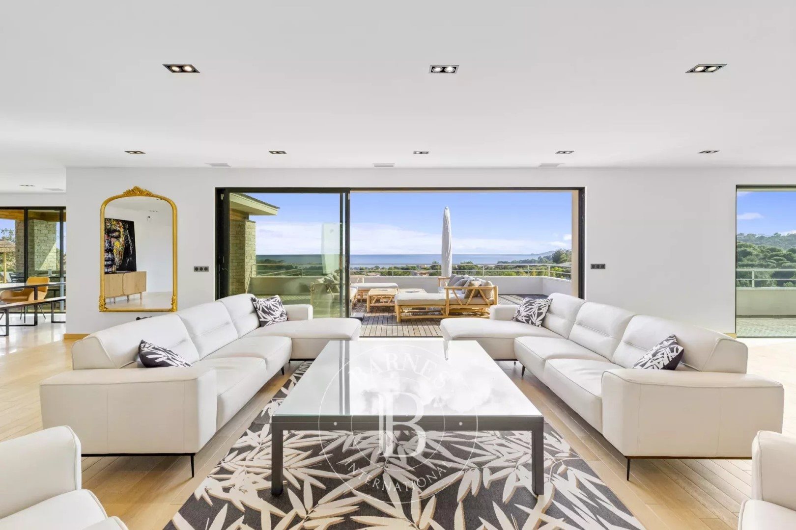 Maison à louer, 500m², Porto-Vecchio