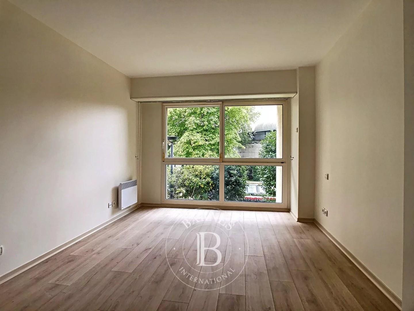 Maison à louer, 106m², Paris 16ème