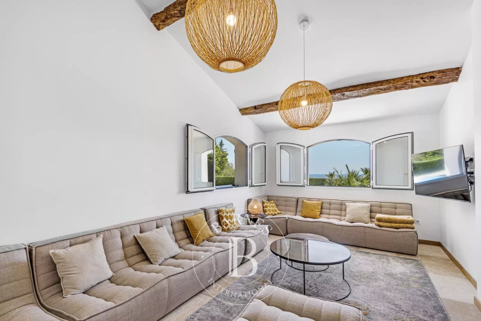 Maison à louer, 180m², Roquebrune-sur-Argens