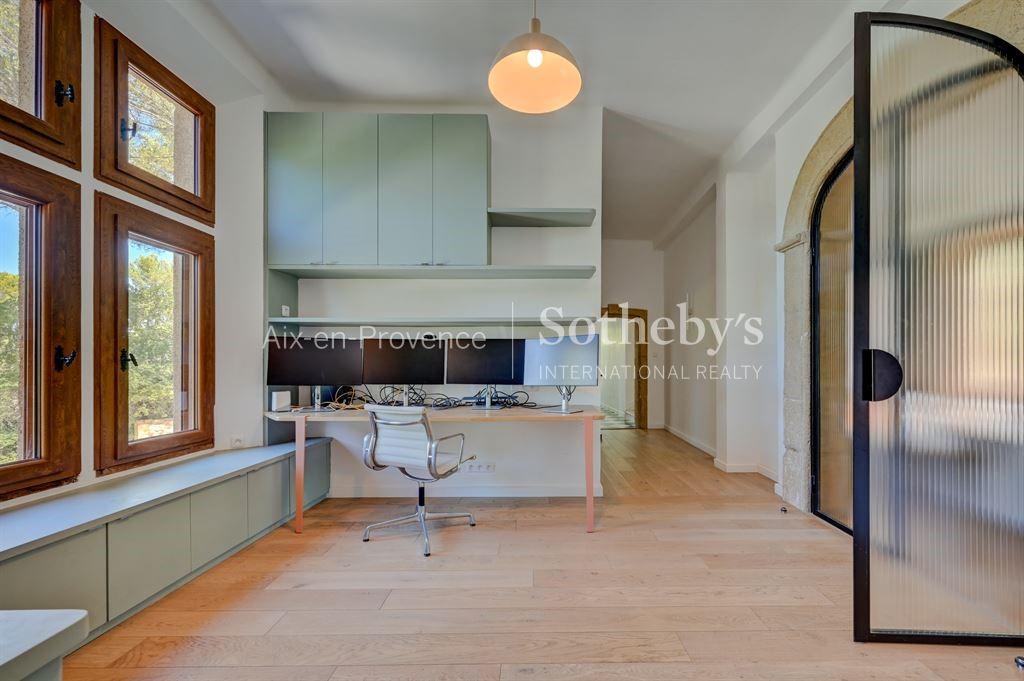 Maison à vendre, 650m², Aix-en-Provence