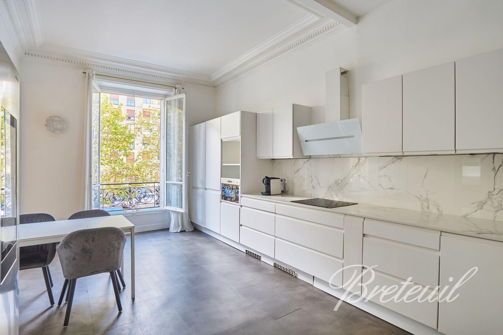 Appartement à louer, 182m², Paris 16ème
