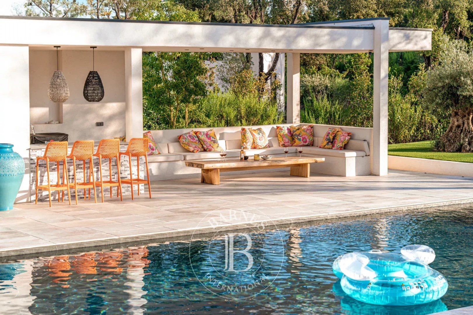 Maison à louer, 250m², Porto-Vecchio