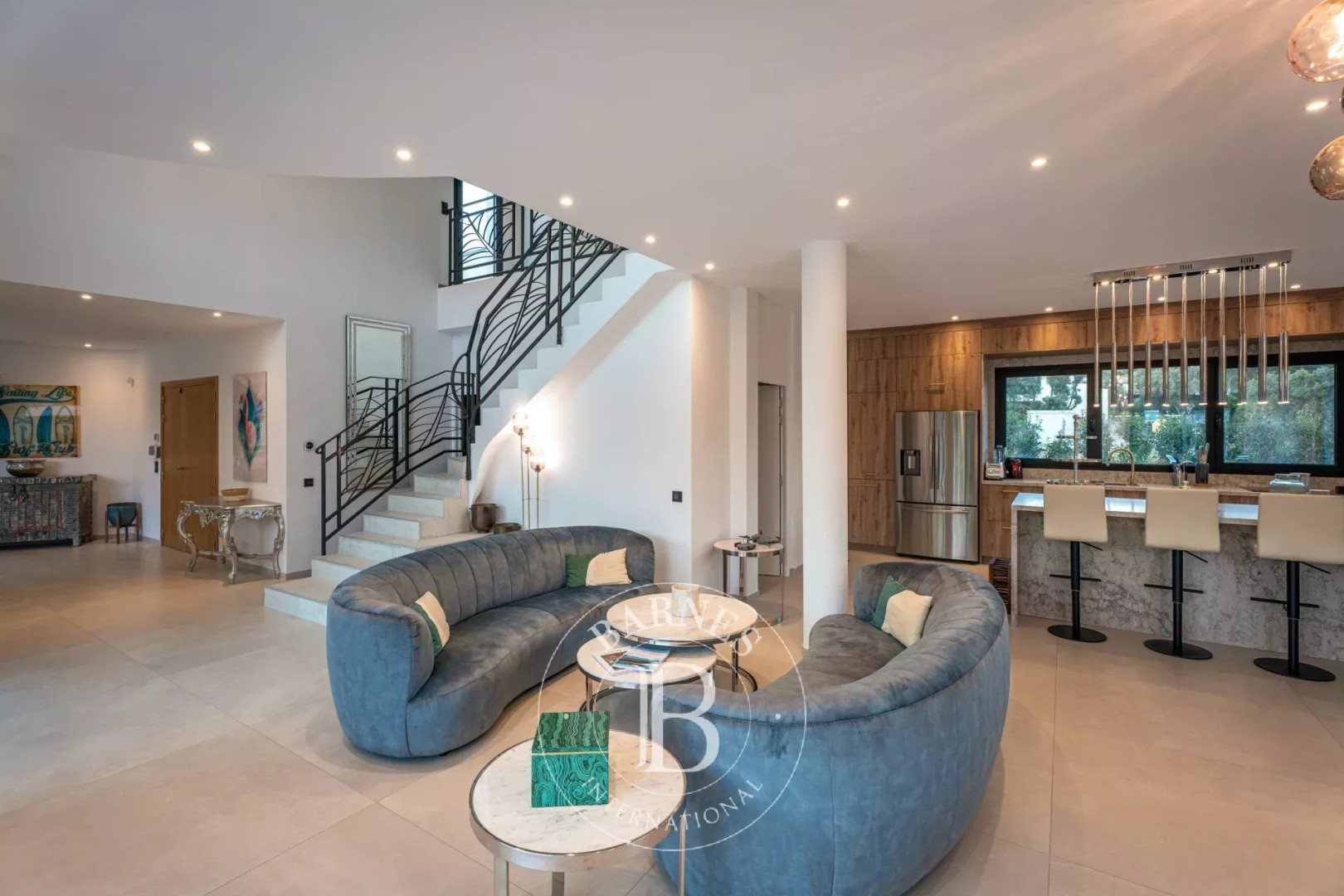 Maison à louer, 250m², Porto-Vecchio