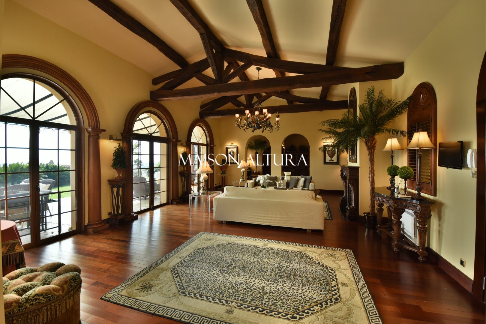 Maison à louer, 600m², Mougins