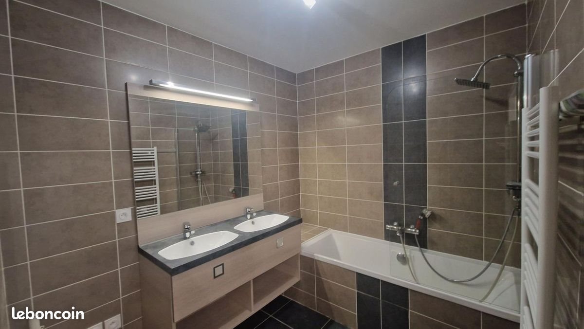 Appartement à louer, 86m², Allonzier-la-Caille