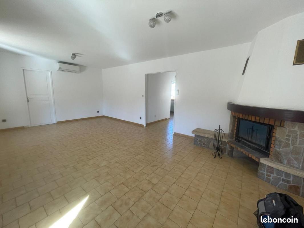 Maison à louer, 100m², Saint-Chamas