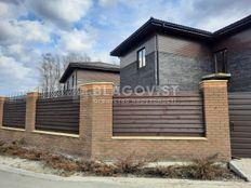 6 room luxury House for sale in Lesniki, Kiev