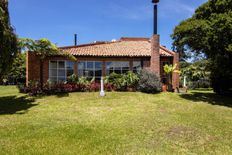 3 bedroom exclusive cottage for sale in Carrera 9 calle 31, Chía, Cundinamarca