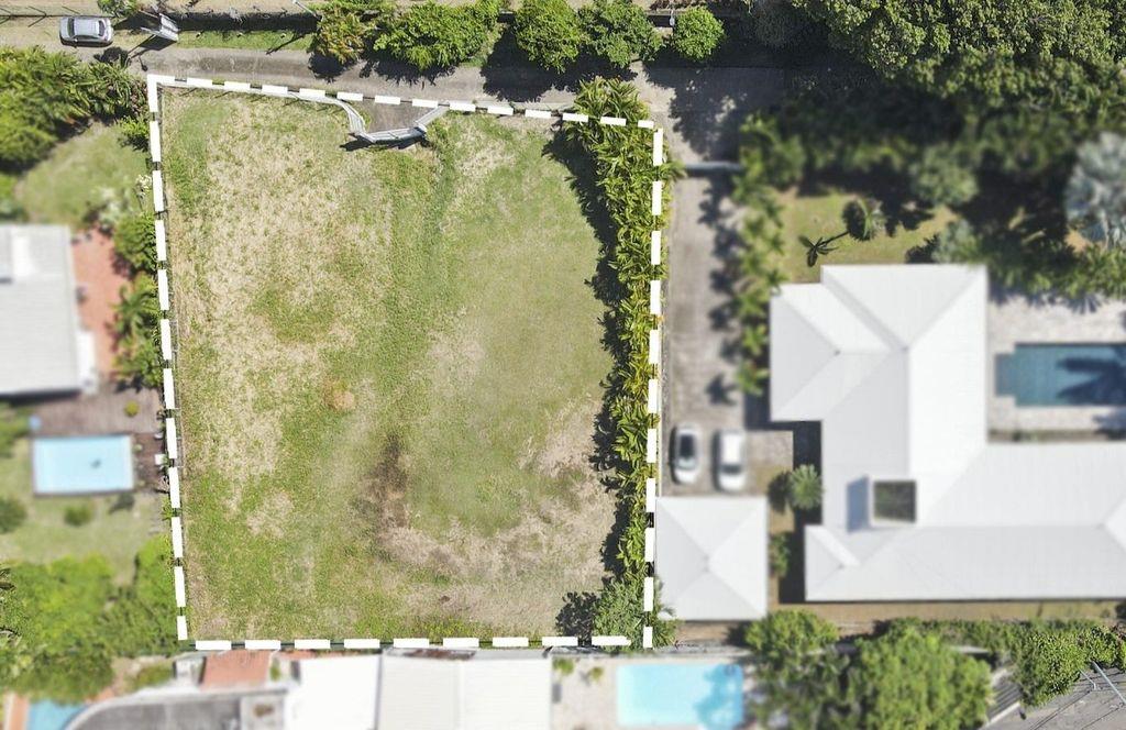 Land Available in Fort-de-France, Martinique