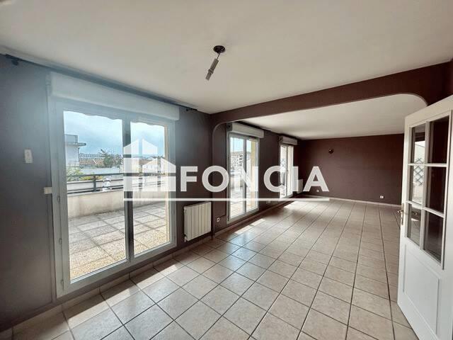 Maison à louer, 95m², Lyon 8ème