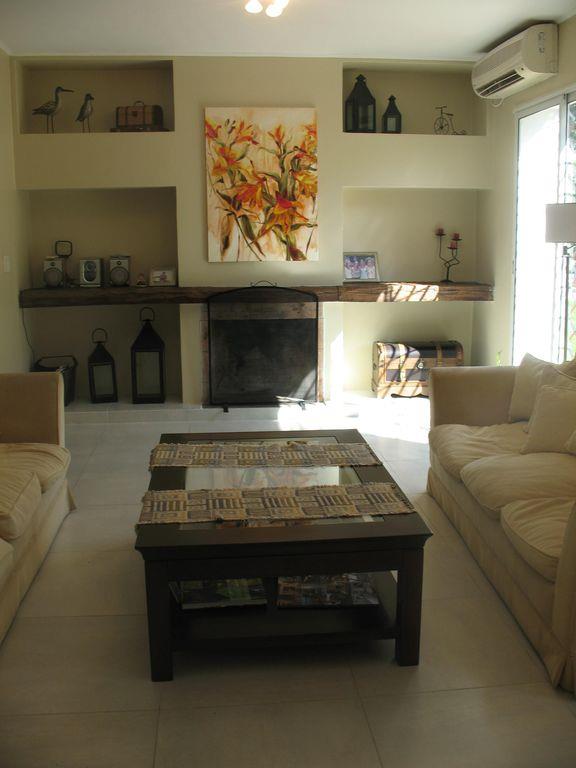 3 bedroom luxury House in Jose Manuel Estrada al 1900, Martínez, Partido de San Isidro, Provincia de