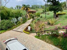 6 bedroom exclusive farmhouse for sale in Venecia, Departamento de Antioquia