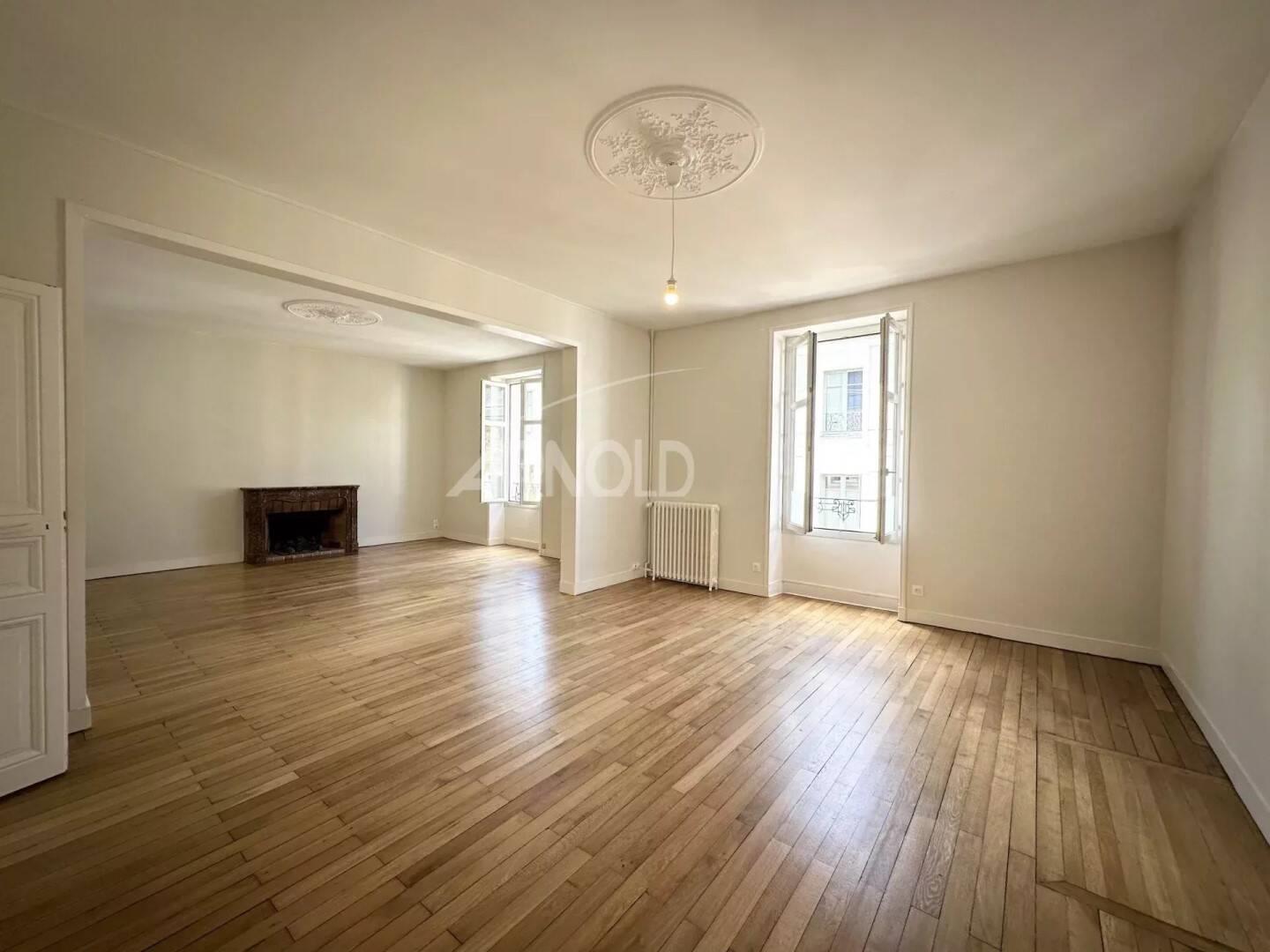 Maison à louer, 193m², Nantes