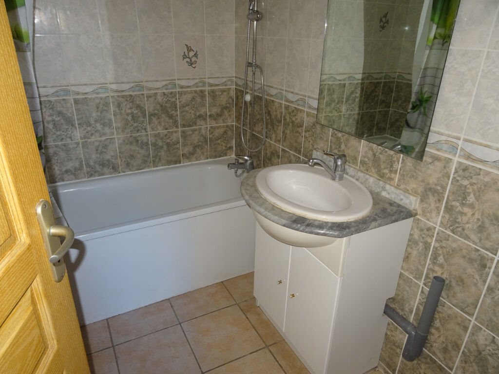 Appartement à vendre, 420m², Aimargues