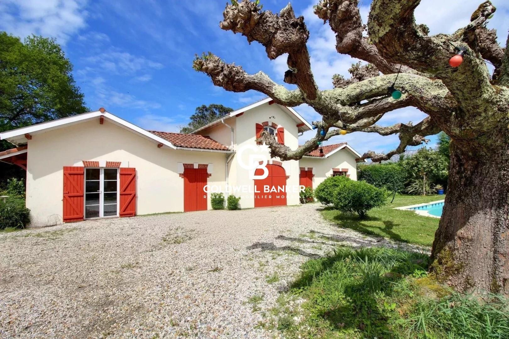 Maison à vendre, 222m², Bordeaux