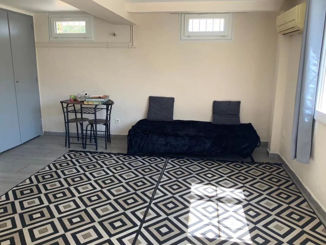 Appartement à louer, 25m², La Farlède