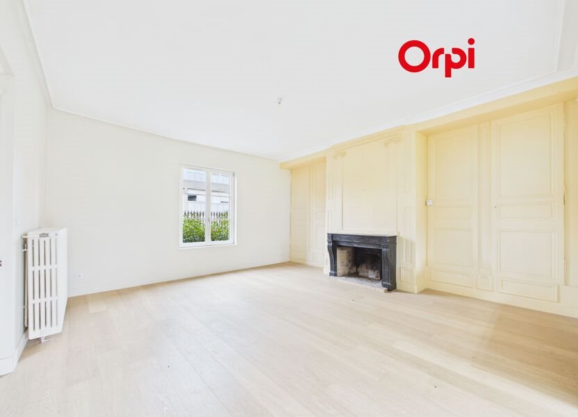 Maison à louer, 162m², Bernay