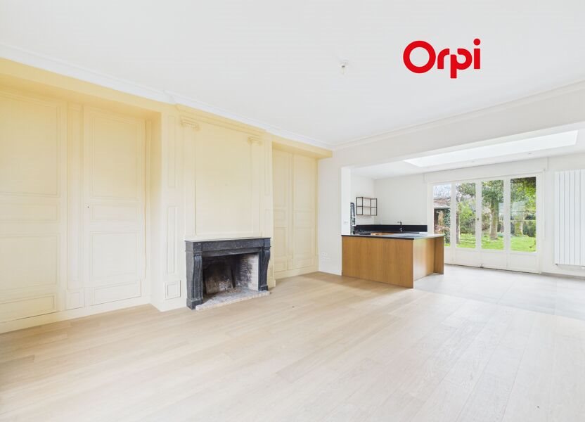 Maison à louer, 162m², Bernay