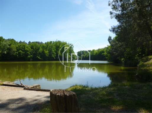 Belle propriété agricole avec retenue collinaire