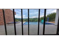 Luxury House for sale in Pereira, Departamento de Risaralda