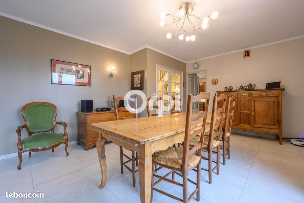 Maison à vendre, 154m², Wallon-Cappel
