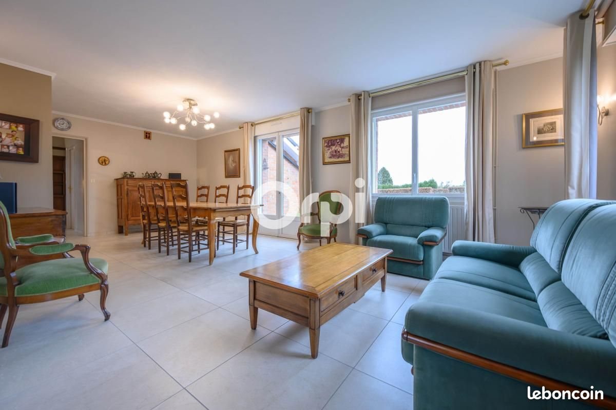Maison à vendre, 154m², Wallon-Cappel