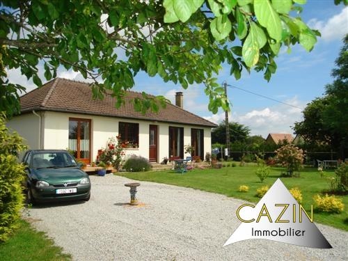 Single-Storey detached house for sale in the Gace region
Beautiful location 3km from schools and sh