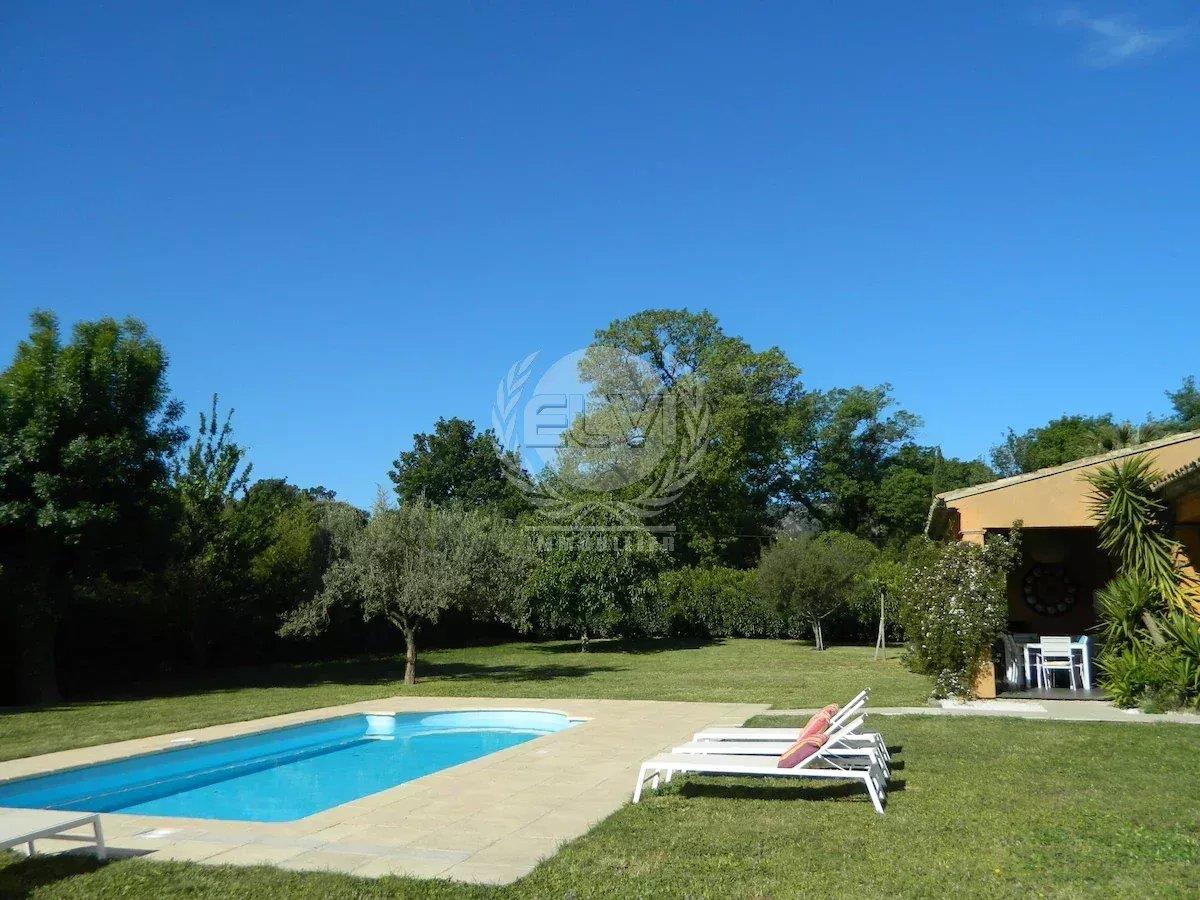 Maison à louer, 180m², Le Plan-de-la-Tour