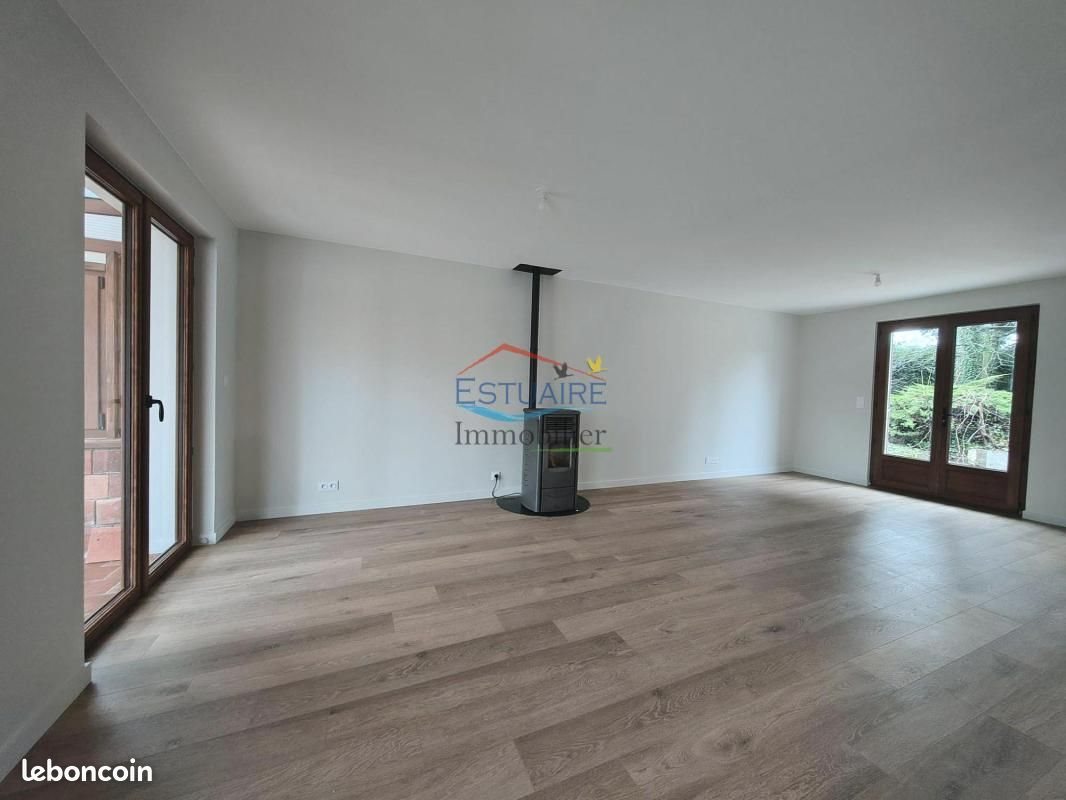 Maison à louer, 120m², Malville