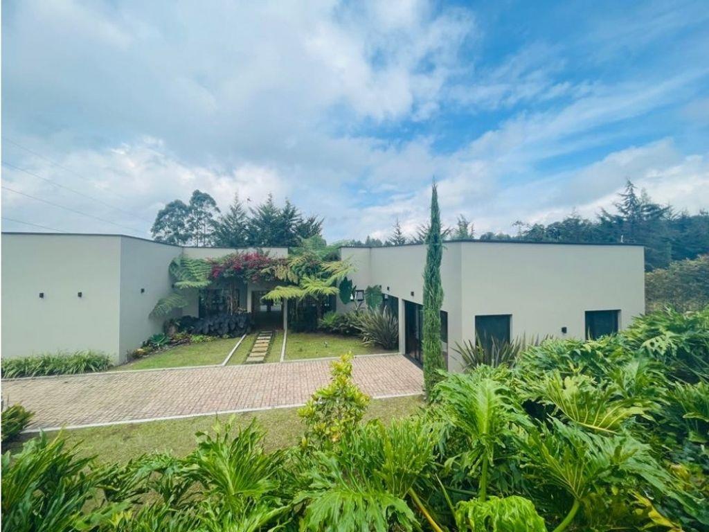 4 bedroom exclusive farmhouse for sale in La Ceja, Departamento de Antioquia