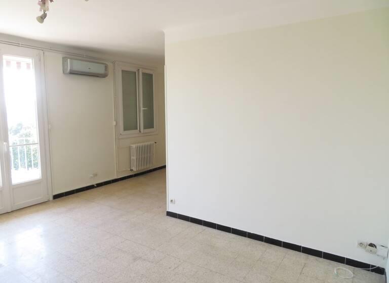 Appartement à louer, 67m², Nîmes