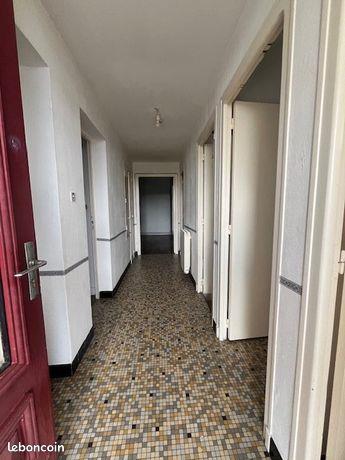 Maison à louer, 93m², Saint-Yrieix-la-Perche