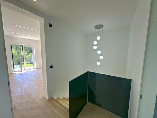Luxury House for sale in Lind ob Velden, Carinthia