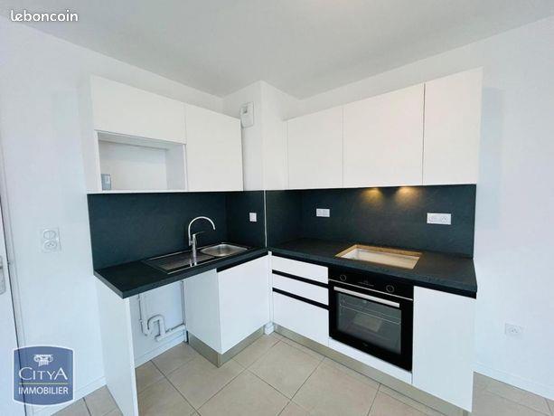 Maison à louer, 65m², Tours