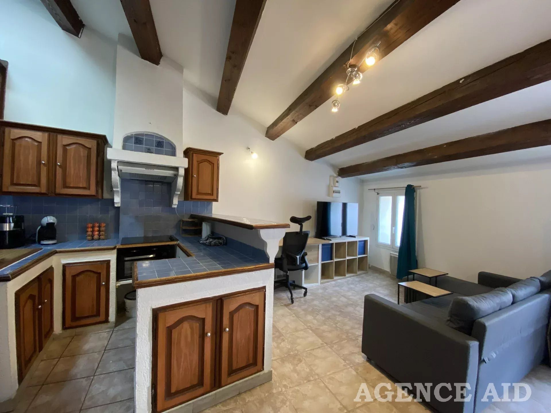 Appartement à louer, 38m², Cuges-les-Pins